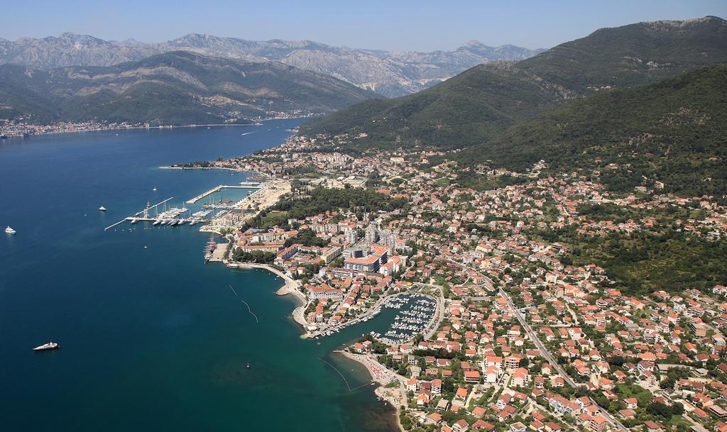 Guesthouse Lanca Tivat Exteriör bild